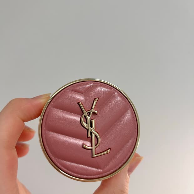 미사용 입생로랑 블러셔 44호 누드라발리에