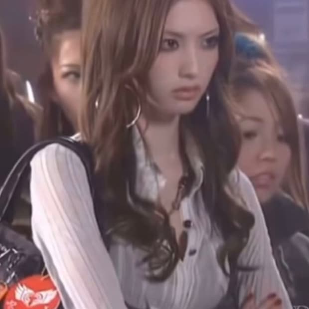 스즈키에미깔 긱시크 갸루 골지 화이트 레이어드 셔츠 롱슬리브