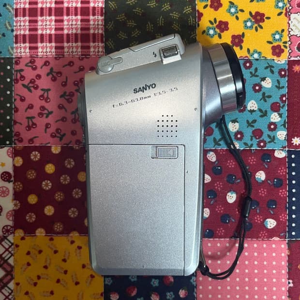 산요작티 캠코더 Sanyo Xacti VPC HD1A