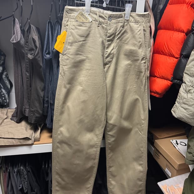 버즈릭슨 1942 치노 카키