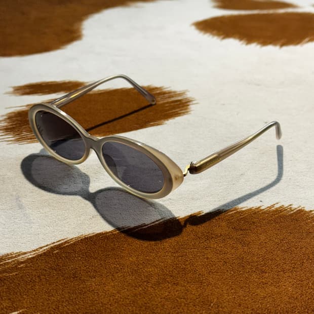 미쏘니 오벌 선글라스 베이지 (OS)