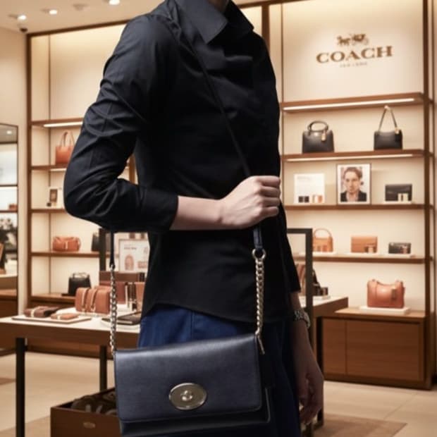 코치 레더 크로스백