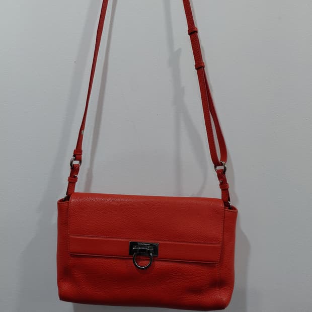 정품 페라가모 숄더백 