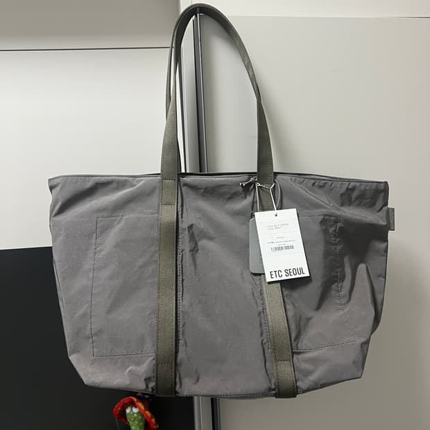 아미아칼바 개버딘 토트백 M Grey