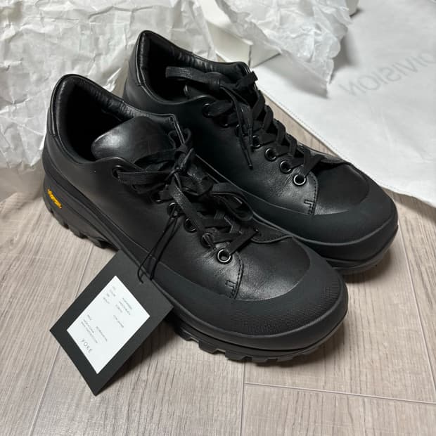 [4/280] 요크 레더 로우컷 스니커즈 24aw