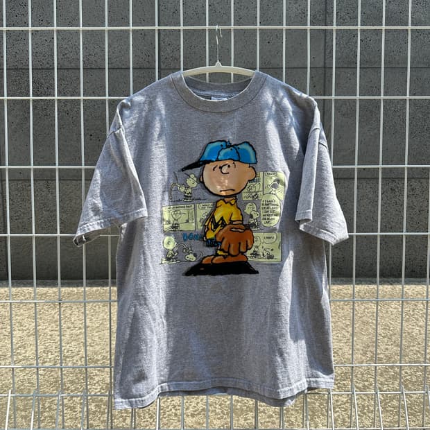 00‘s charlie brown comics t shirt