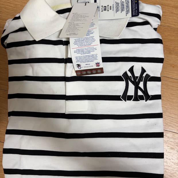 Mlb 뉴욕 양키스 스트라이프 카라티