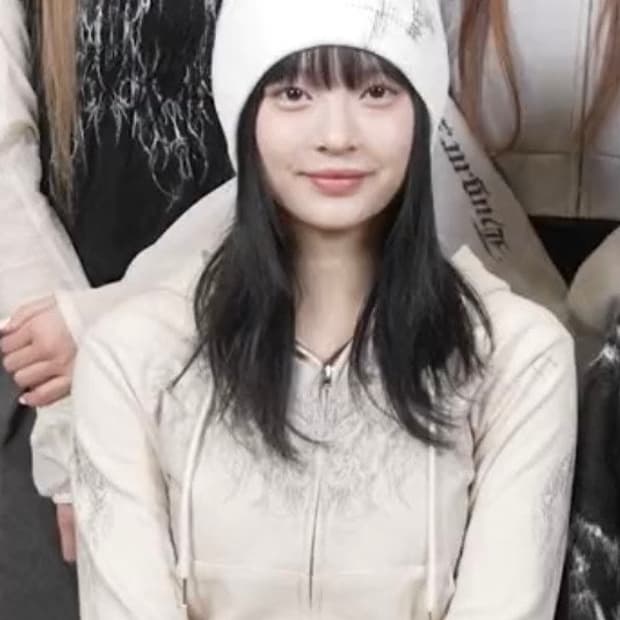 허그유어스킨 스컬 후드집업 베이지