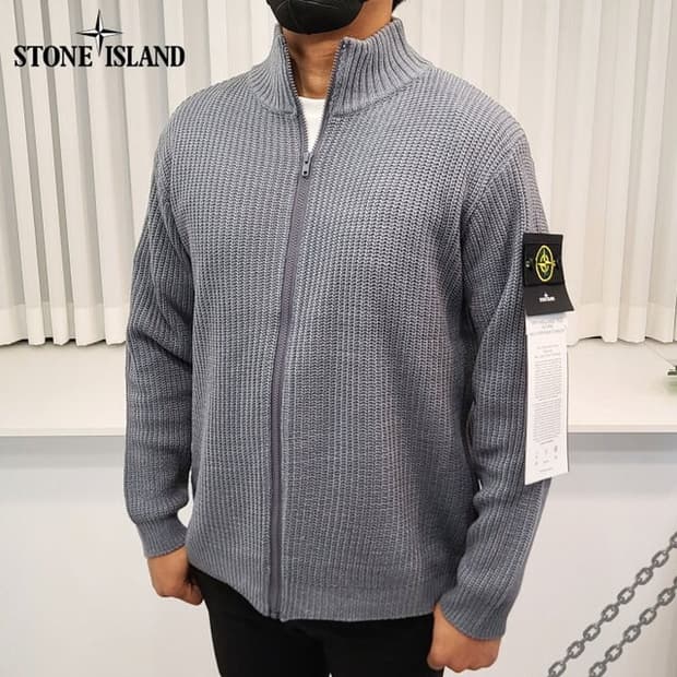 스톤아일랜드 패치 베이직 니트 집업 새상품