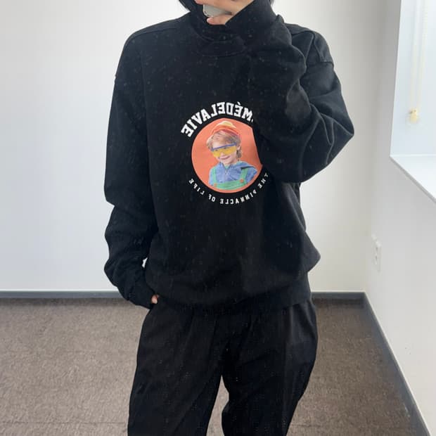 Acmedelavie 아크메드라비 백로고 블랙 맨투맨