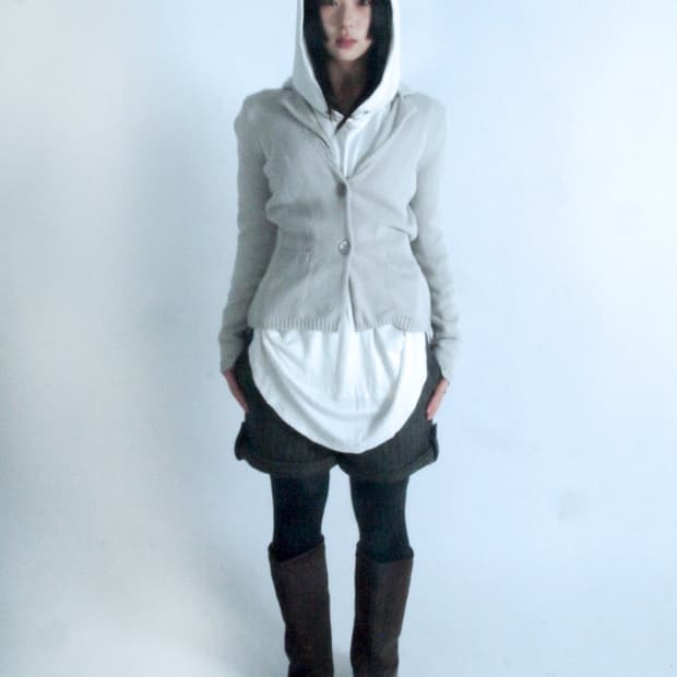 Greyish ivory 2 button knit jacket