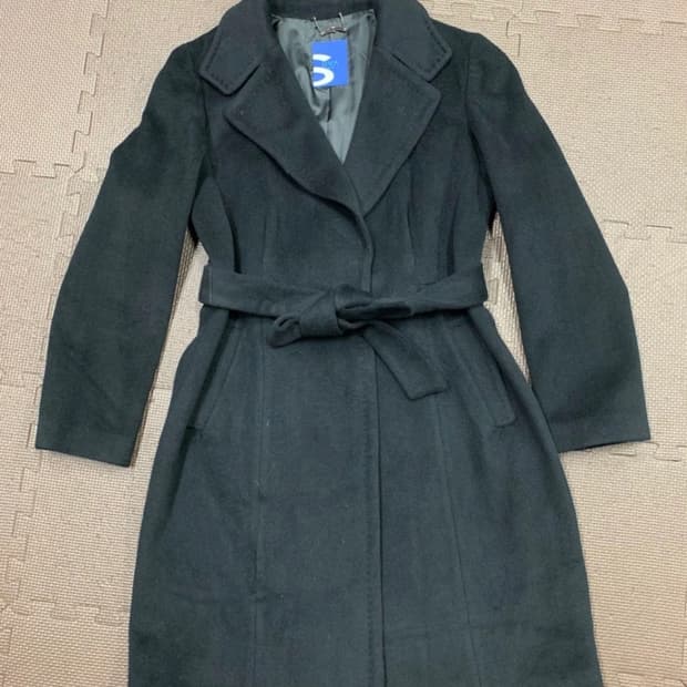 새제품 우바 울 앙고라 캐시미어 핸드메이드 블랙 코트