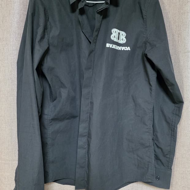 발렌시아가로고셔츠 41사이즈/100~95