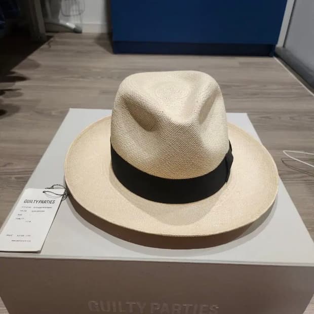 와코마리아 파나마햇 라지. l