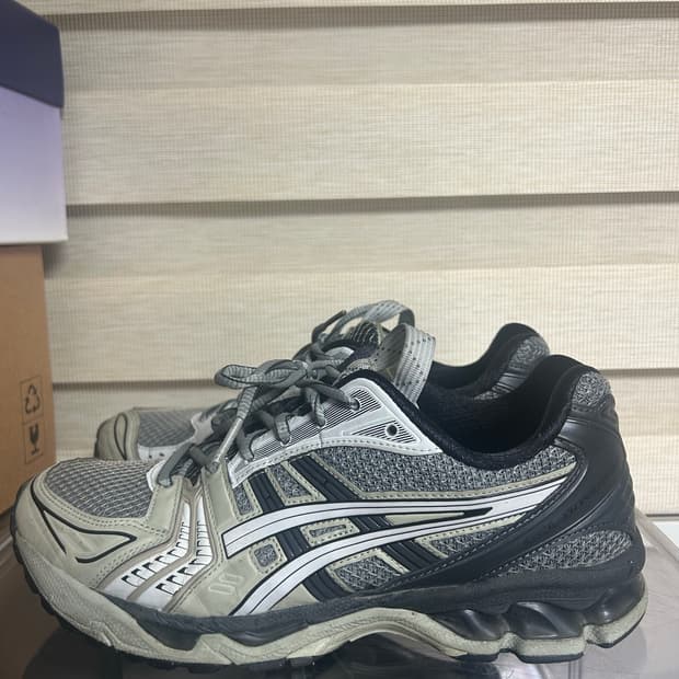 아식스 키코 젤카야노14 피드몬트 그레이(260)