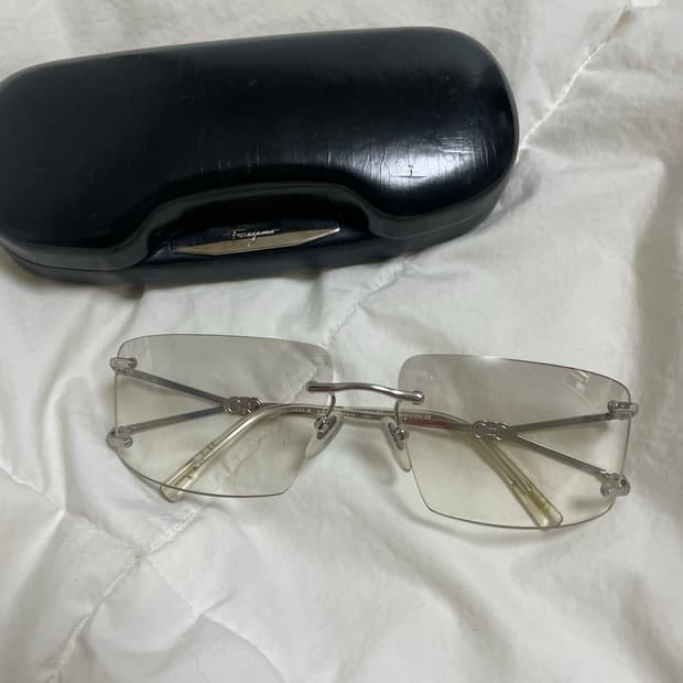 페라가모 선글라스