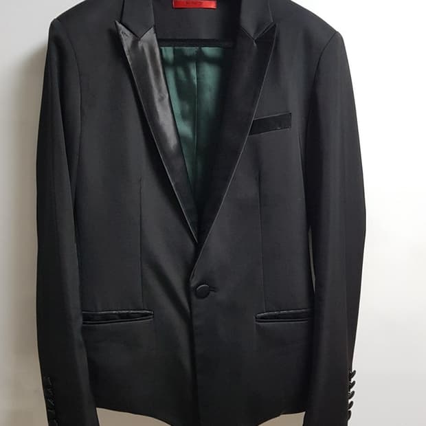 By The R 프라다원단 스모킹 수트