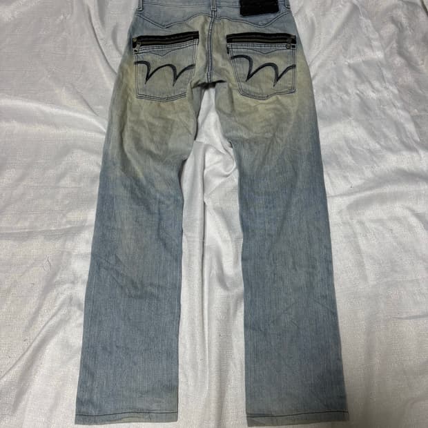 “Edwin” Western Back Point Stitch Detail