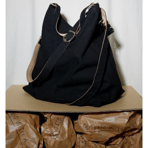 Maicl 로버백 블랙 구매합니다