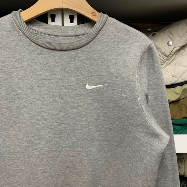 [S] 나이키 베이직 맨투맨 스웻셔츠