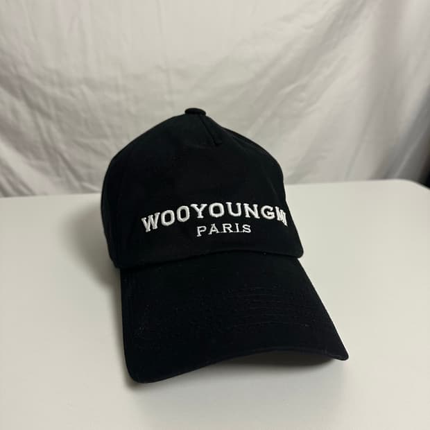 우영미 레터링 볼캡 블랙 (OS)