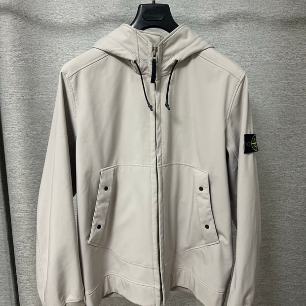 스톤아일랜드 소프트쉘 베이지 (XL)