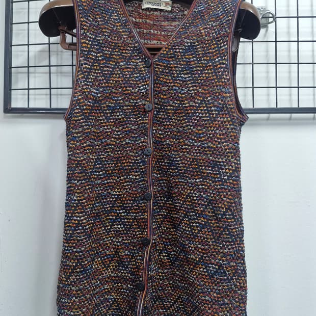 90-95M 미쏘니 스포츠 빈티지 니트 베스트.