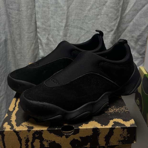 [275] 오클리 준야와타나베 스웨이드 플래시 블랙