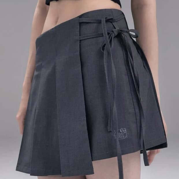 [오디너리 홀리데이X헬로키티] 플리츠 랩 스커트 그레이 S
