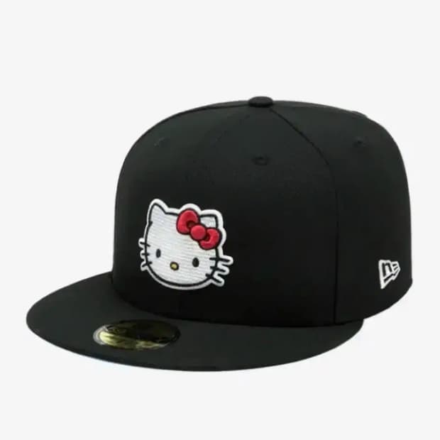 뉴에라 헬로키티