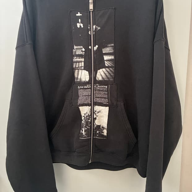 L) erd artist defends assemblage hoodie