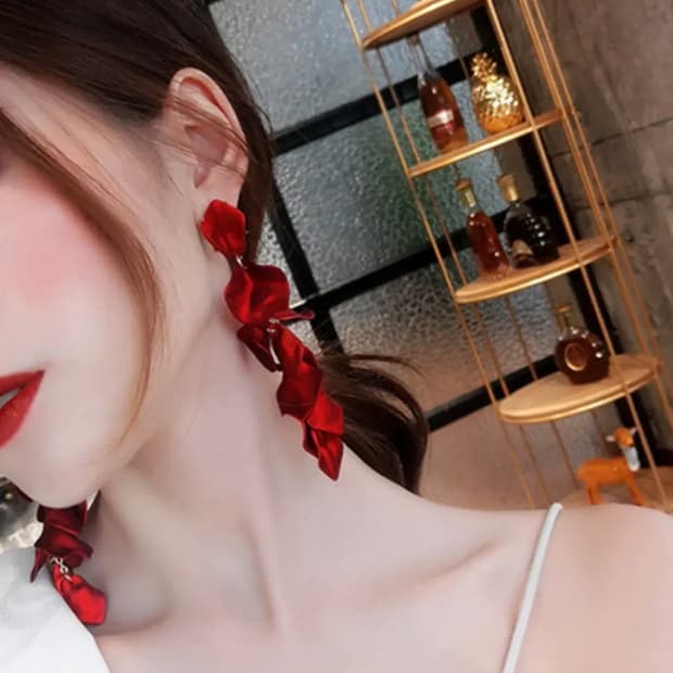아크릴 장밋잎 레드플라워 꽃 드롭귀걸이 롱귀걸이