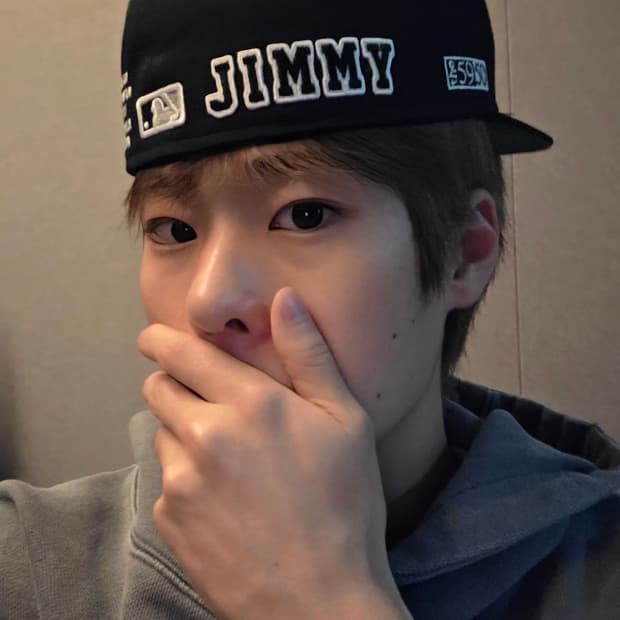 뉴에라 59fifty 자수 패치 71/4 라이즈 소희