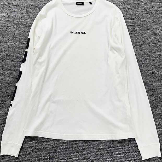 디젤 티셔츠 M 