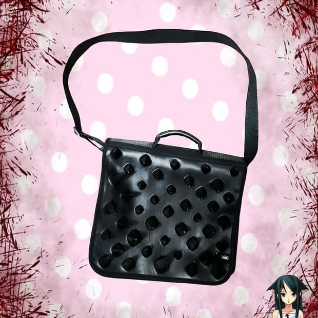 Craig Morrison messenger bag