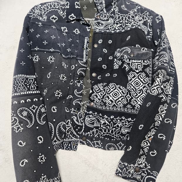 [5] 캐피탈 리버시블 반다나 자켓