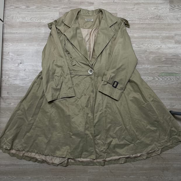 버버리 런던 여성 A라인 플레어 트렌치 코트 [베이지] M/95