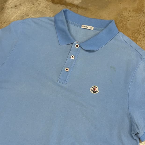 XL 몽클레어 카라 반팔티 