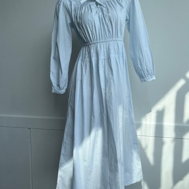 CRESSENT 코티지코어 화이트 레이스 리본 롱 원피스