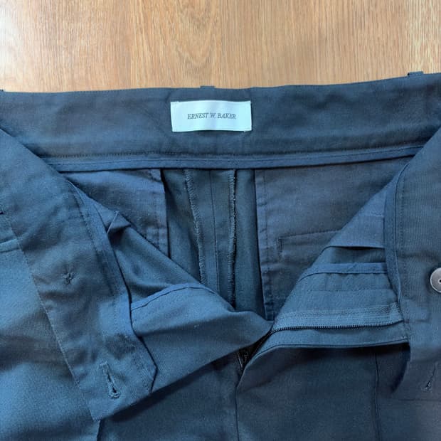 Ernest W Baker 울 트라우저(어니스트더블유베이커)