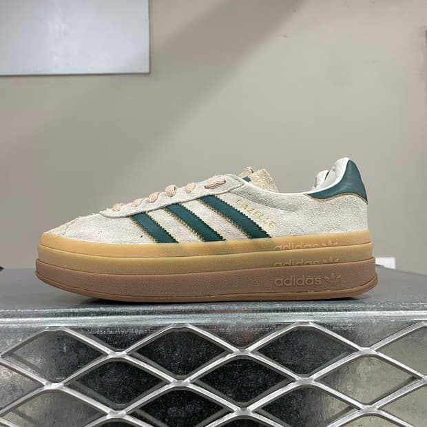 아디다스 가젤 볼드 크림 화이트 네이비 235