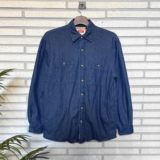 WRANGLER 랭글러 쉐르파 라이닝 데님 워크셔츠 투포켓 디테일 진청