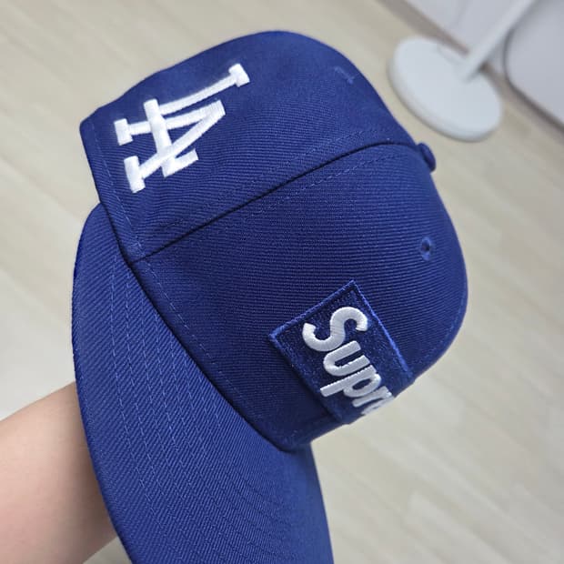 슈프림 다저스 MLB 팀 박스로고 뉴에라 다크로얄 로스 앤젤레스