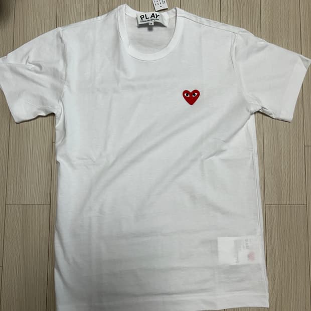 꼼데가르송 반팔 화이트