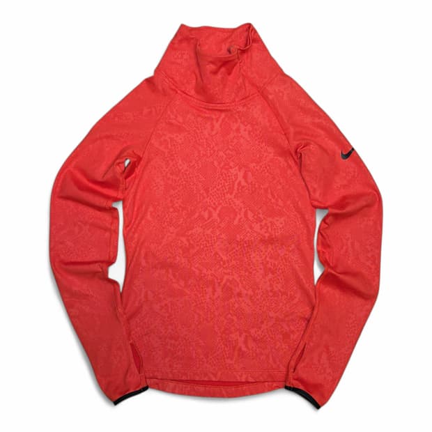 나이키 터틀넥 트레이닝 집업 (여성S)
