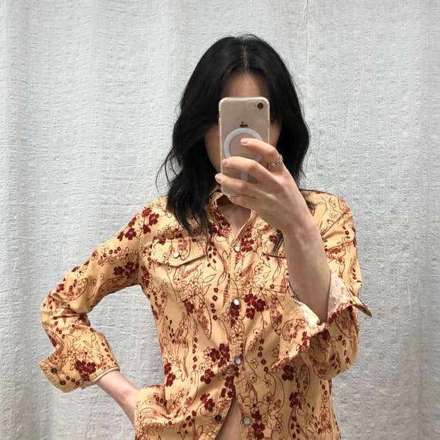 Flower corduroy shirts