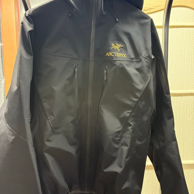 아크테릭스 알파 sv 24k 새상품