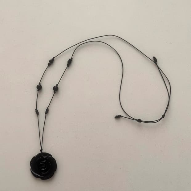 비즈목걸이 매듭목걸이