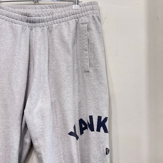 뉴에라 뉴욕 양키스 로고 헤비코튼 조거팬츠