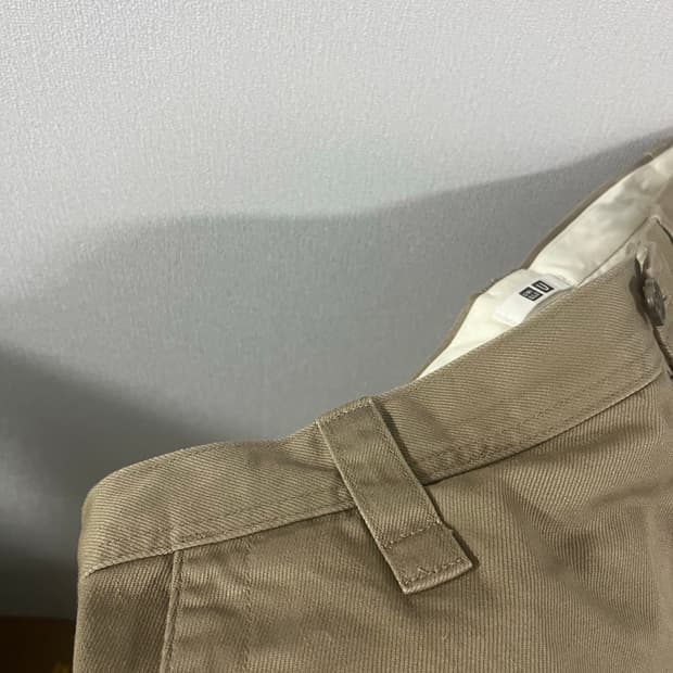 유니클로 와이드핏 치노팬츠 82